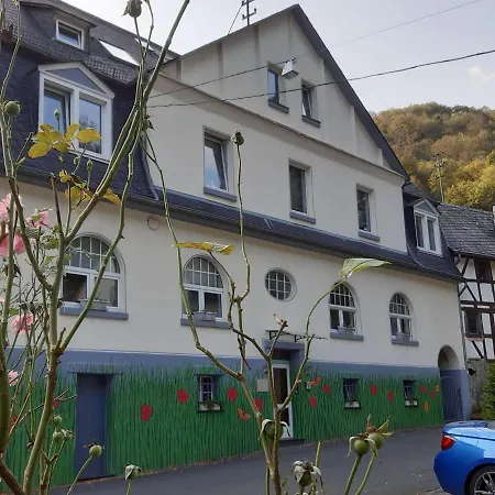 Ferienwohnung In Idyllischer Lage *