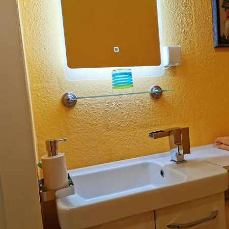 Ferienwohnung In Idyllischer Lage *